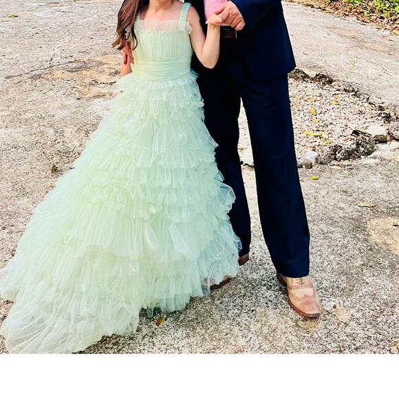 Mac Duggal Girls Tulle Ruffle Dress Green Size 8 - Picture 8 of 8